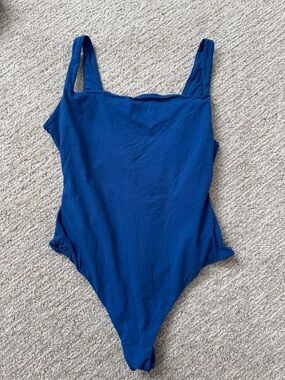SKIMS Fits Everybody Bodysuit Size S